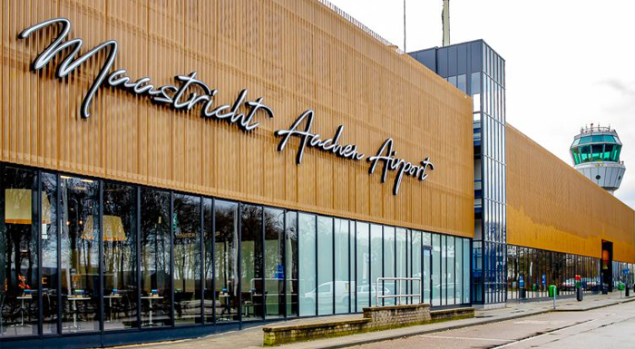 Maastricht Airport taxi transfer vanuit Apeldoorn